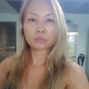 Meet your Posher, Sung ah